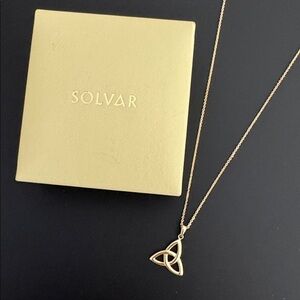 14K Gold Trinity Knot‎ Pendant